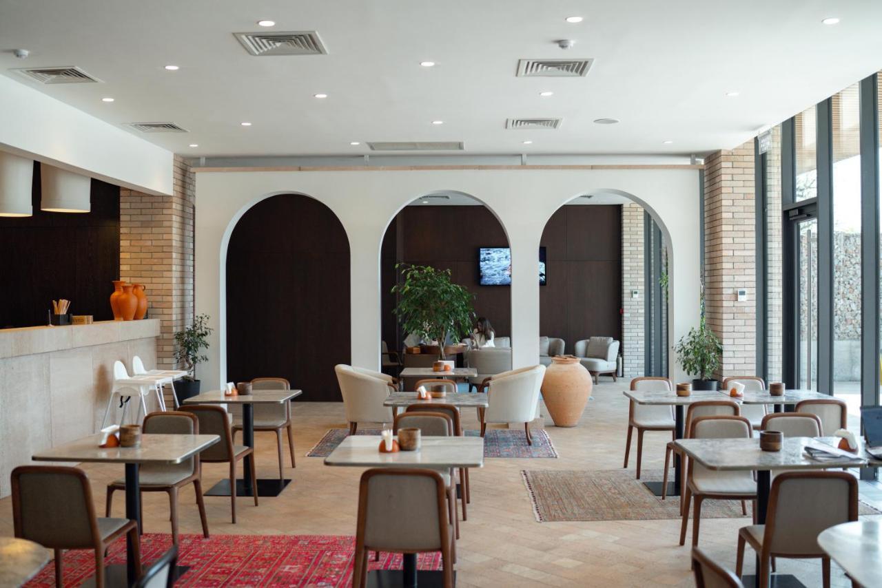 Pana Boutique Hotel Shymkent Ngoại thất bức ảnh