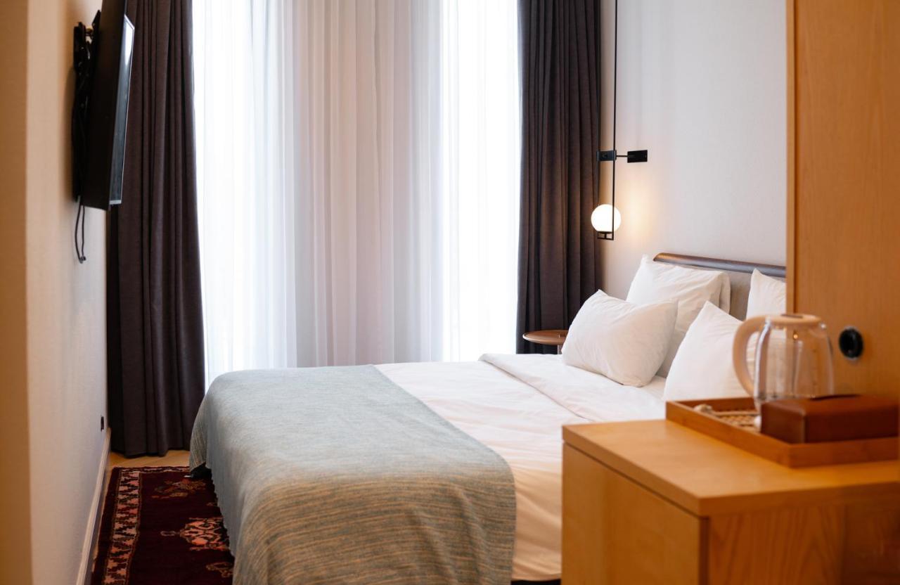 Pana Boutique Hotel Shymkent Ngoại thất bức ảnh