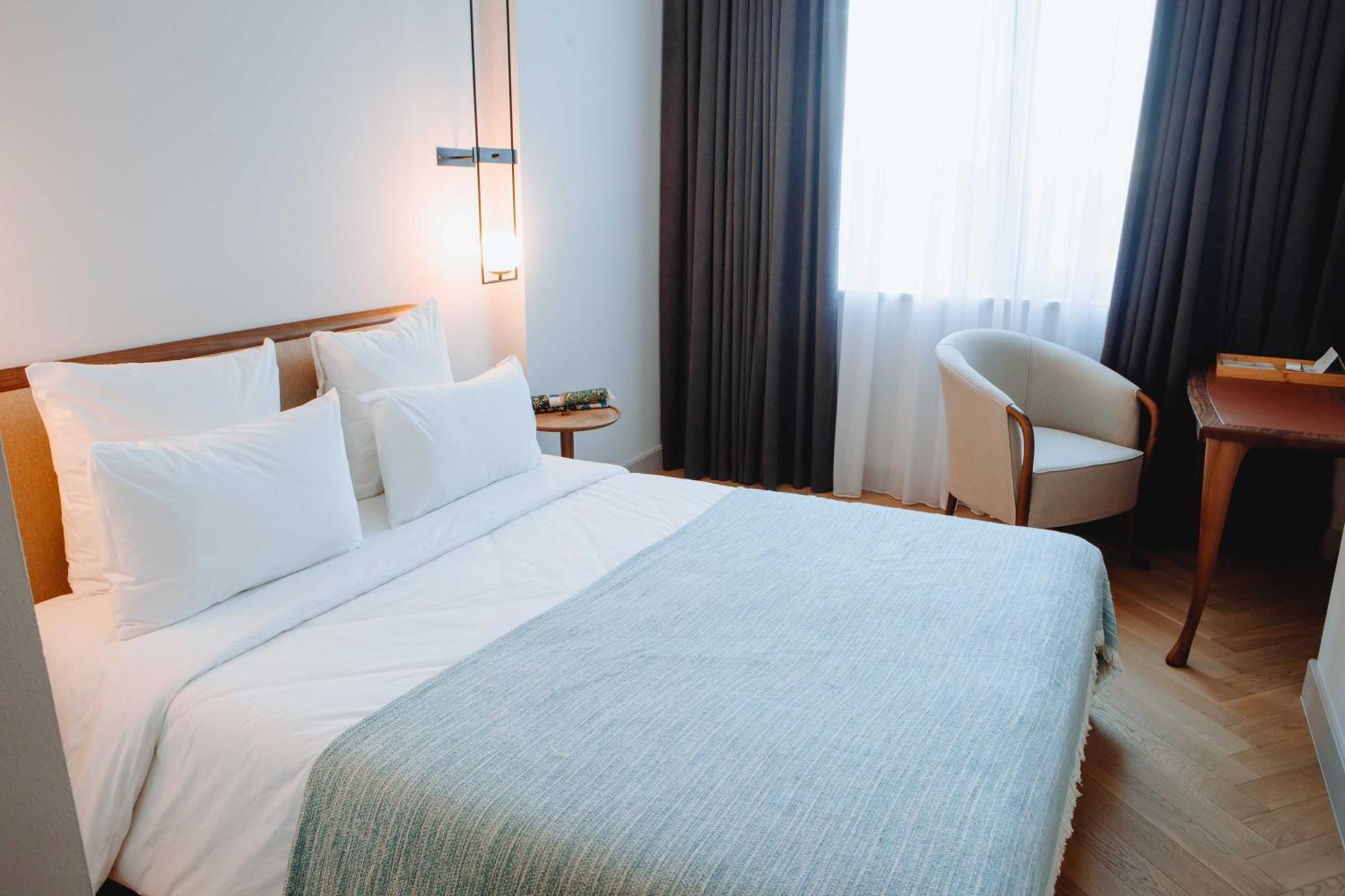 Pana Boutique Hotel Shymkent Ngoại thất bức ảnh