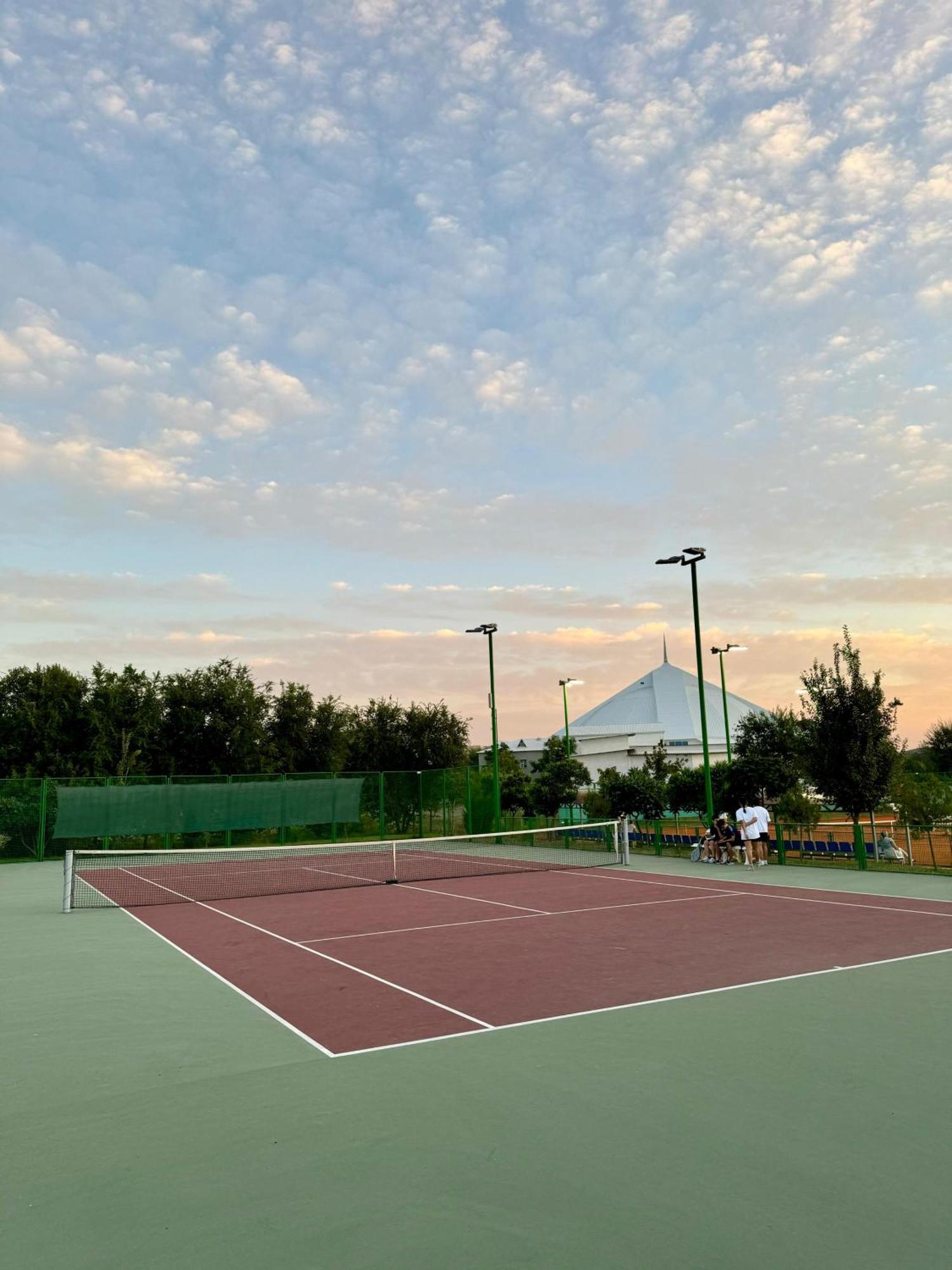 Pana Boutique Hotel Shymkent Ngoại thất bức ảnh